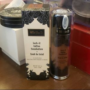 Kat Von D Lock it- tattoo Foundation